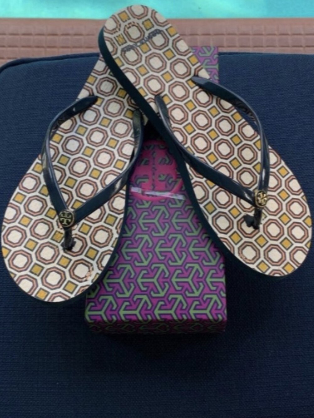 Tory Burch Blue Patent Logo Thong Sandals with Geometric Print Footbed